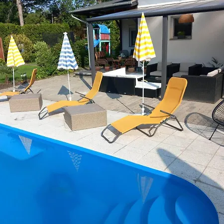 Poolgarden Nyaralo 시오포크