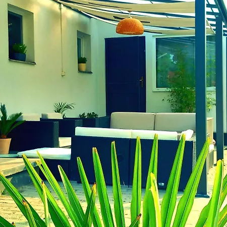 Апартаменты Poolgarden Nyaralo